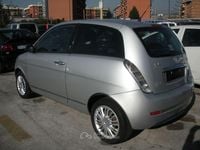 Usata Lancia Ypsilon 75 CV (55 kW) 2007 Argento Utilitaria