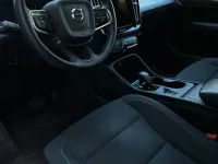 Usata Volvo XC40 Momentum 150 CV (110 kW) 2021 Nero SUV