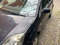 Usata Ford Fiesta Ghia 75 CV (55 kW) 2007 Blu/azzurro Berlina