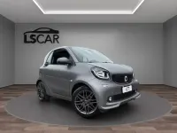 Usata Smart ForTwo Cabrio Brabus 89 CV (65 kW) 2017 Giallo Cabrio