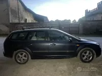 Usata Ford Focus Style 100 CV (73 kW) 2007 Bluazzurro Berlina