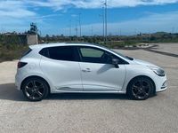 Begagnad Renault Clio IV GT-Line 110 HK (80 kW) 2017 Vit Sedan
