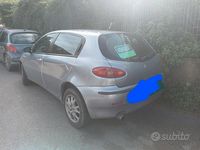 Usata Alfa Romeo 147 140 CV (102 kW) 2003 Grigio Utilitaria
