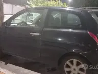 Usata Lancia Ypsilon 60 CV (44 kW) 2005 Nero Utilitaria