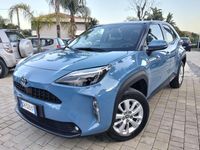 Usata Toyota Yaris Cross Active 92 CV (67 kW) 2022 Blu/azzurro SUV