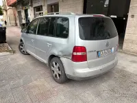 Usata VW Touran 105 CV (77 kW) 2005 Grigio Monovolume
