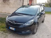 Usata Opel Zafira 150 CV (110 kW) 2017 Nero Monovolume