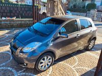 Usata Toyota Yaris 65 CV (47 kW) 2011 Utilitaria