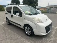 Usata Fiat Qubo Trekking 75 CV (55 kW) 2014 Bianco Monovolume