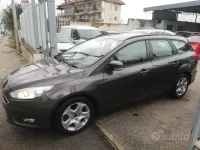 Usata Ford Focus 95 CV (69 kW) 2018 Grigio Station wagon