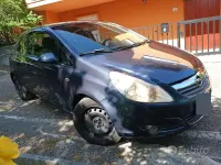 Usata Opel Corsa 80 CV (58 kW) 2009 Blu Utilitaria