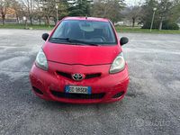 Usata Toyota Aygo 68 CV (50 kW) 2010 Rosso Utilitaria