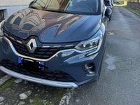 Usata Renault Captur Intens 101 CV (74 kW) 2022 Grigio SUV