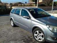 Usata Opel Astra 90 CV (66 kW) 2006 Grigio Station wagon