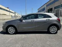 Usata Mercedes A160 90 CV (66 kW) 2018 Grigio Utilitaria