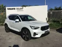 Usata Volvo XC40 Core 129 CV (94 kW) 2022 Crystal white SUV