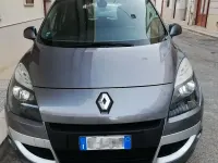 Usata Renault Scénic III XMOD 110 CV (80 kW) 2010 Grigio Monovolume