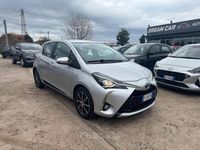Usata Toyota Yaris Hybrid Active 73 CV (53 kW) 2019 Nero Berlina