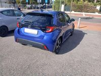 Usata Toyota Yaris Hybrid Active 92 CV (67 kW) 2024 Blu/azzurro Berlina