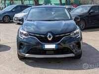 Usata Renault Captur Equilibre 143 CV (105 kW) 2023 Blu SUV