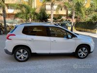Usata Peugeot 2008 Allure 92 CV (67 kW) 2013 Bianco SUV