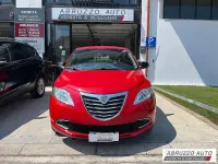 Usata Lancia Ypsilon Platinum 95 CV (69 kW) 2014 Rosso Utilitaria