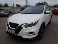 Usata Nissan Qashqai N-Connecta 110 CV (80 kW) 2018 Bianco SUV