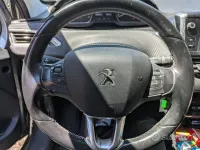 Usata Peugeot 2008 Allure 99 CV (72 kW) 2018 Grigio SUV