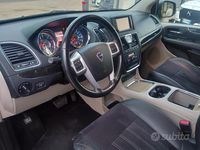 Usata Lancia Voyager Platinum 177 CV (130 kW) 2013 Nero Monovolume