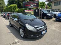 Usata Opel Corsa Sport 90 CV (66 kW) 2009 Nero Utilitaria