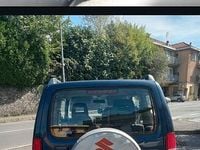 Second-hand Suzuki Jimny 82 CP (60 kW) 2004 Albastru SUV