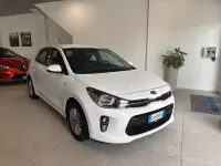 Usata Kia Rio 82 CV (60 kW) 2020 Bianco Berlina