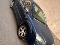Begagnad Ford Focus 90 HK (66 kW) 2006 Blå Sedan