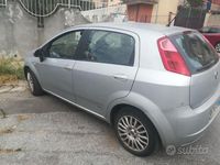 Usata Fiat Grande Punto 65 CV (47 kW) 2008 Grigio Utilitaria