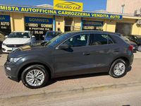 Usata VW T-Roc Business 116 CV (85 kW) 2020 Grigio SUV