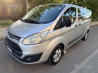 Usata Ford Tourneo 130 CV (95 kW) 2017 Nero Monovolume