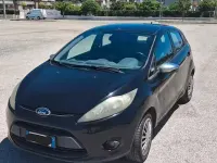 Usata Ford Fiesta 68 CV (50 kW) 2011 Nero Berlina