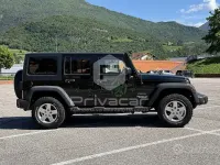 Używany Jeep Wrangler Unlimited Sahara 200 KM (147 kW) 2013 Czarny SUV