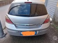 Usata Opel Astra Cosmo 101 CV (74 kW) 2004 Grigio Berlina