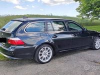 Usata BMW 525 197 CV (144 kW) 2008 Nero Station wagon