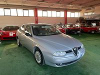 Usata Alfa Romeo 156 105 CV (77 kW) 1999 Argento Berlina