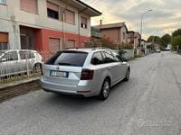 Usata Skoda Octavia 150 CV (110 kW) 2018 Grigio Station wagon
