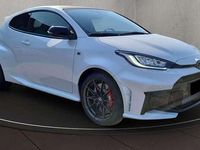 Usata Toyota Yaris 280 CV (205 kW) 2024 Bianco Utilitaria