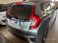 Usata Honda Jazz Trend 102 CV (75 kW) 2018 Grigio Utilitaria
