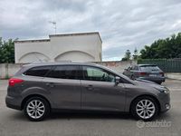 Usata Ford Focus Titanium 95 CV (69 kW) 2017 Grigio Station wagon