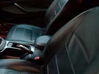 Usata Ford Kuga 140 CV (102 kW) 2012 Blu SUV