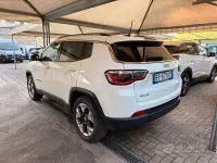 Usata Jeep Compass Limited 140 CV (102 kW) 2018 Bianco SUV