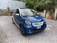 Usata Smart ForFour Prime 71 CV (52 kW) 2017 Blu Utilitaria