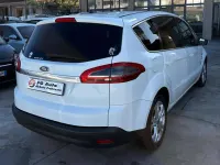 Usata Ford S-MAX Titanium 163 CV (119 kW) 2013 Bianco Monovolume