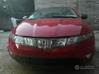 Usata Honda Civic 83 CV (61 kW) 2006 Rosso Berlina